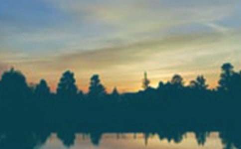 描写夏天傍晚云彩的句子