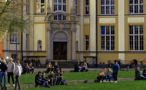 ��ѧ����־���£��¶�������ıؾ�֮·