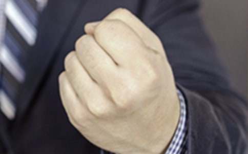 ������ѧ���ɳ�����־����