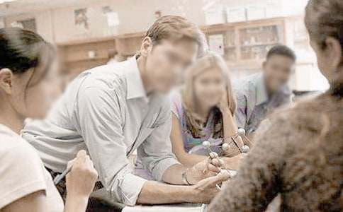 ��������С�˰��롷��ѧƬ����������˼