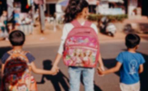 2015ũ��ذ����ض�ͯ���ʵ���ĵ����