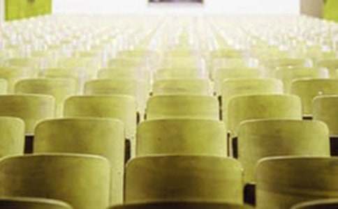 Сѧ���꼶�Ұ�ĸУ���ľ�ѡ5ƪ