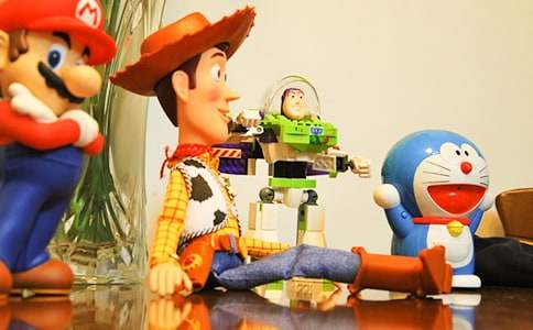 �˽̰��¿α���꼶�²ᡶ��߹�̨ǰ�ĺ��ӡ���ѧ���