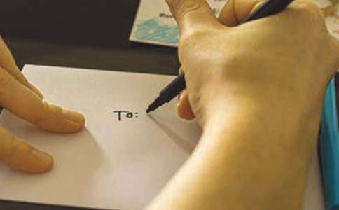 给远方的小学生写信作文700字(汇编)