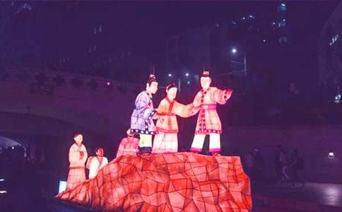 小学三年级《正月十五闹元宵》作文