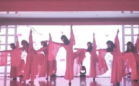 表演方阵解说词