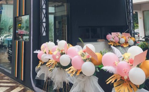 ���Ŵ󼪵�ף�����ȫ