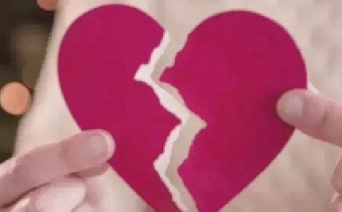 �����ǰ���򡷾���̨��