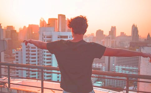 形容男孩子的成语