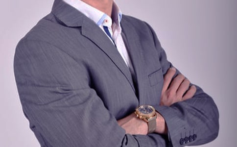 关于企业家林文镜名人故事