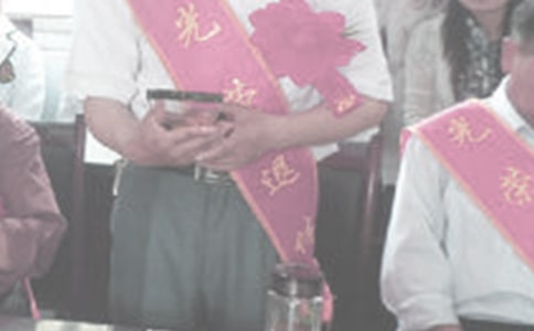 ��ů�ĵ�����ף����