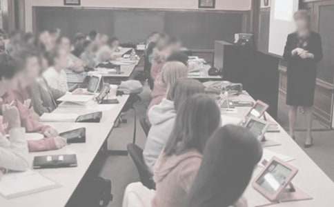 ��ѧ����־���£�������25���ﴦ