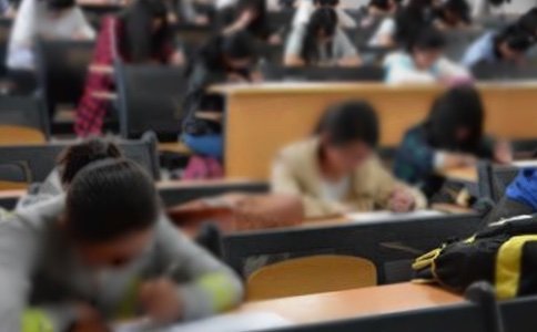 2015��ѧ�����ʵ���ĵ����