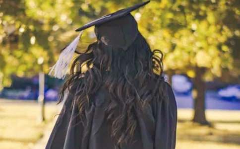 �йش�ѧ�������־���ľ�ѡ