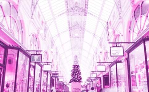 ���������Լ��ĵ��̵ľ���220��