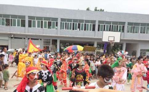 ���ر����������׵�������ƪ