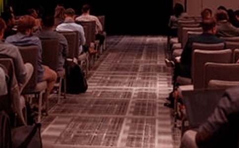 �������������ۺ�У���ѡ14ƪ��