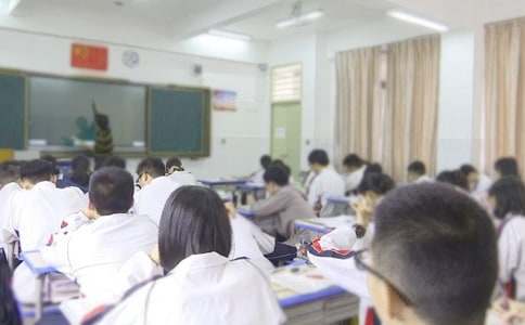 ����ͯʫ���ס����Ľ�ѧ��˼