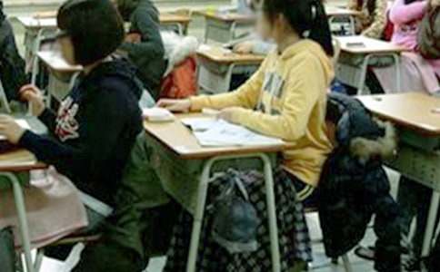 �������˿��Ծ���