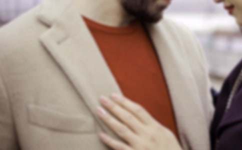 Ů����־���£������������ѣ��������������