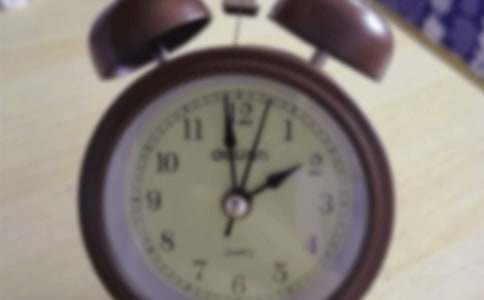 鸡年手抄报资料:大自然的闹钟