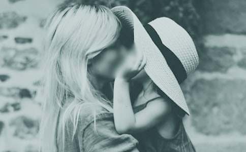 Ů��˼��׵ľ��ӣ���ѡ185�䣩