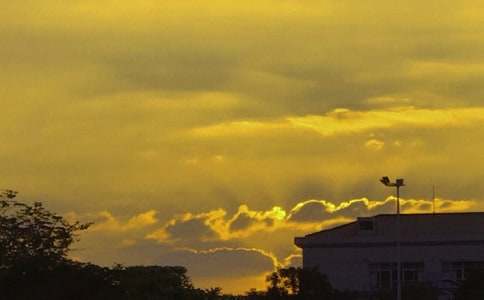 �ഺ��־���£�����Ҳ���й���