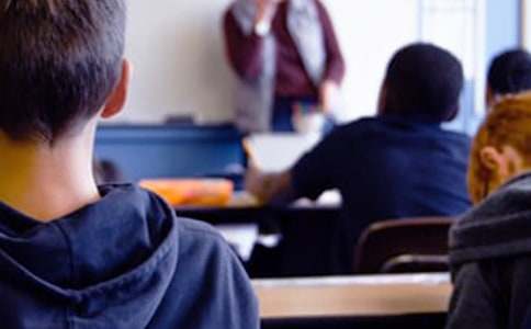 ����ͬ����ĸ�һ����