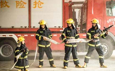 д����Ա�����ģ�ͨ��82ƪ��