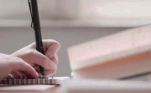 �����š����꼶������300��52ƪ