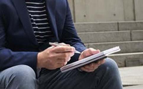 �й���ӥ׽С�����꼶����300�ֻ�����ƪ