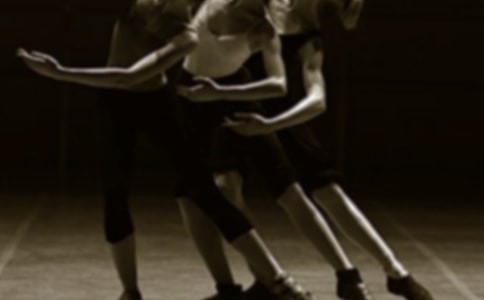 战火中的芭蕾观后感