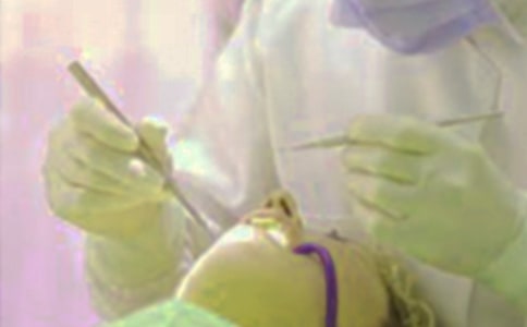 ���İ���