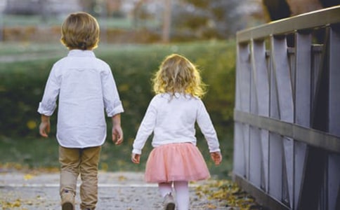 �ܹ������μ�����