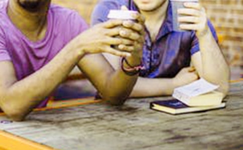 ��ѧ���Ͷ��γ̵��ĵ���ᣨ��ѡ5ƪ��