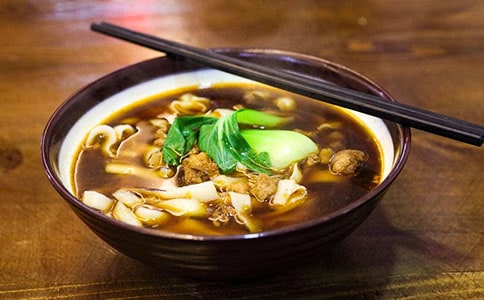 ���ŵĵ��������У�ͨ��6ƪ��