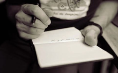 �����Ǵ�ˮ������Ķ���У���ѡ22ƪ��