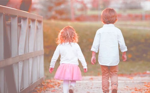 �ֽ���Ů��ɽ��ɢ��