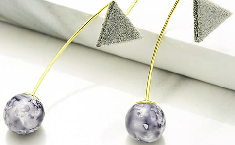 �μ���ʯ�Ͷ�����ʾʲô