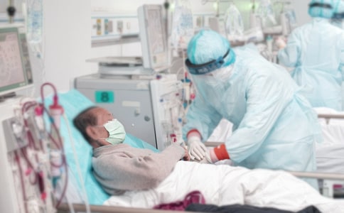 �������ͷ�������400��