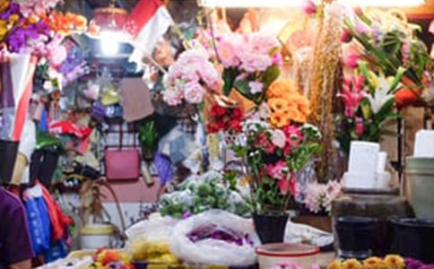 做梦梦见独自开花店