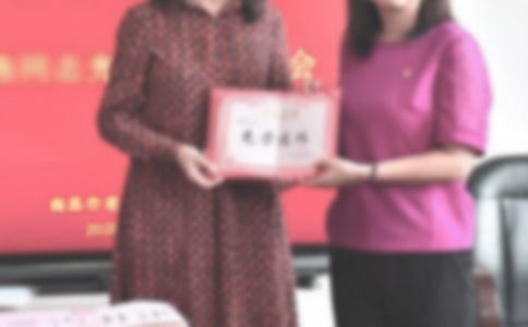 ���ͻ��´�