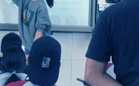 �й�Сѧ���л�ܽ᷶�Ľ���10ƪ