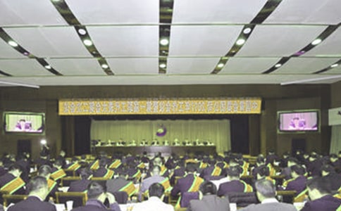 青年志愿者协会理事长竞聘演讲稿