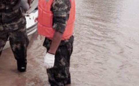 ���ڿ�����־�������210��