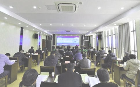 ���ξ����ո��˹����ܽ�