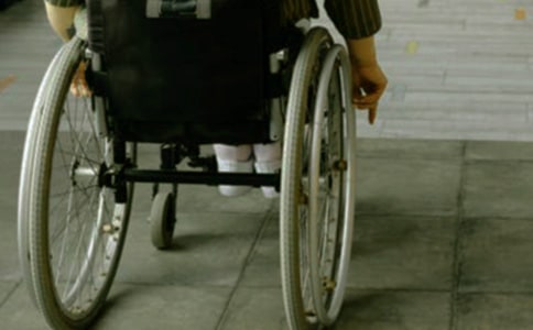 读《轮椅上的霍金》有感300字