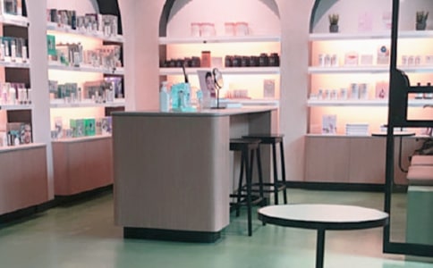 ������Ժ�����