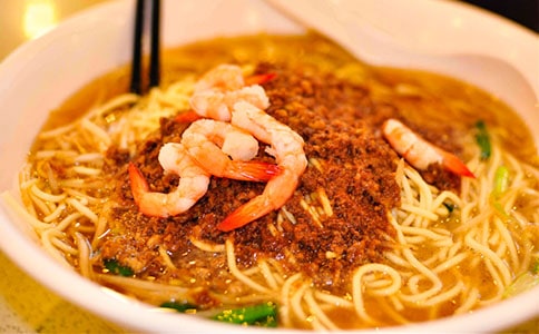 梦见有人在吃面条说明吃货本色吗