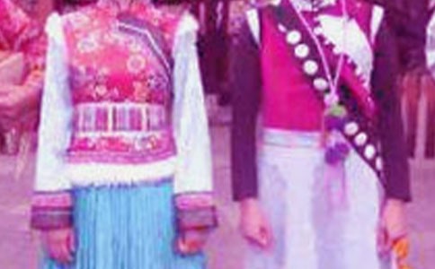 �˽̰桶���ǵ�����Сѧ���ڶ���ʱ�̰�����ѡ18ƪ��